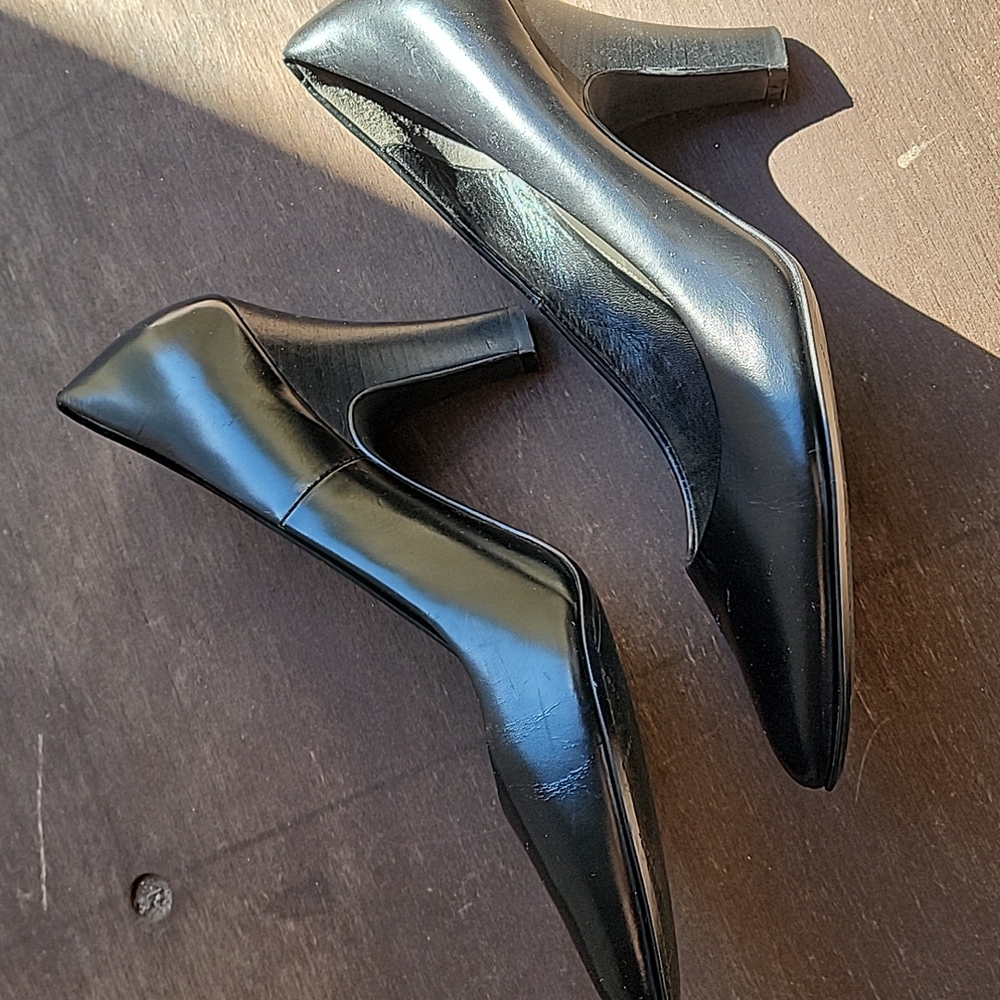 size 10 heels black comfy